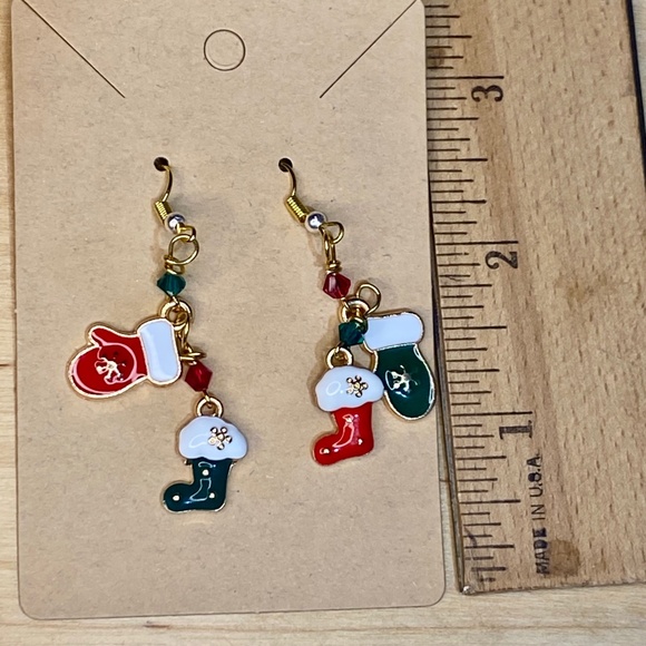 Christmas Holiday Mitten Dangle Earrings - Picture 4 of 6